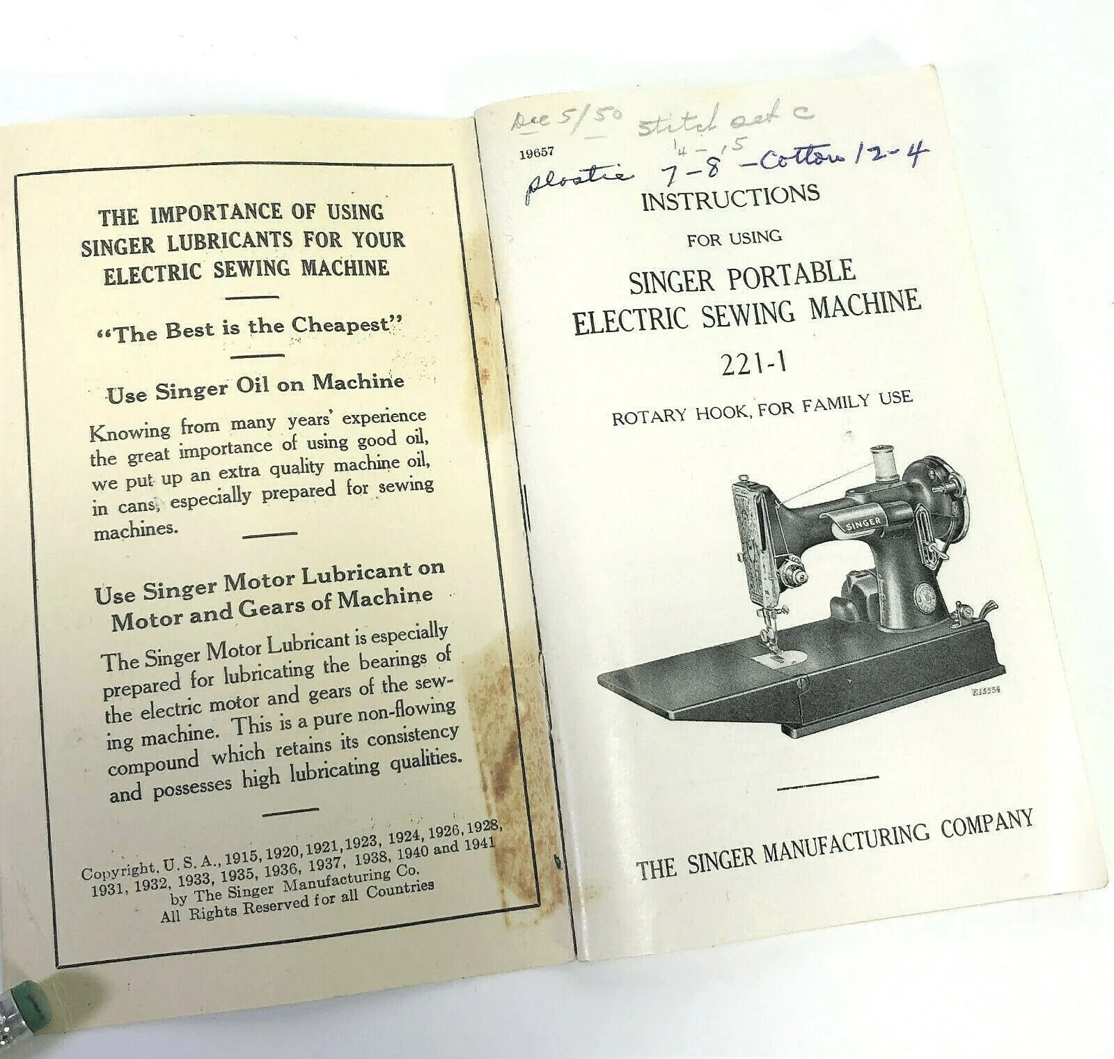 Singer Featherweight 221 Sewing Machine Instruction Manual Vintage Original 1941 - Image 2