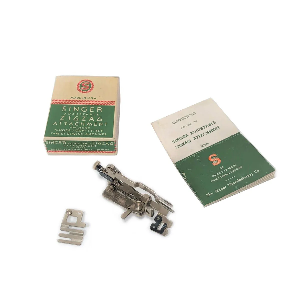 Singer Low Shank Sewing Machine Adjustable Zigzag Attachment w Box Simanco 121706